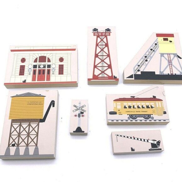 Vintage Cats Meow Village Lionel Train Lot of 7